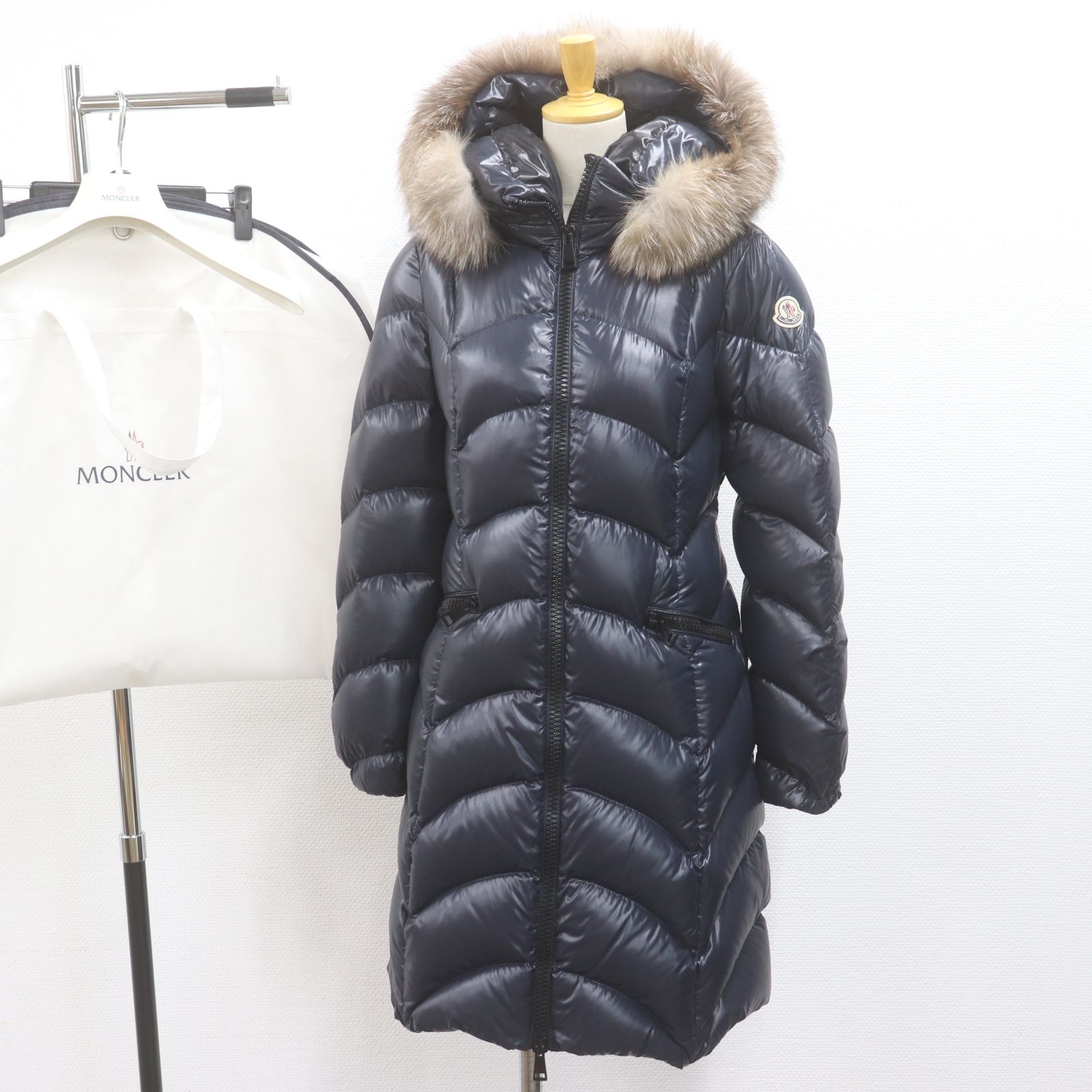 モンクレール/ダウンコート/ダークネイビーの買取実績【ブラン