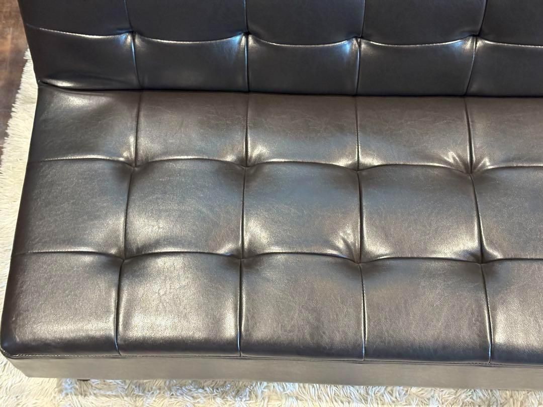 希少 3Pソファ ソファベッド ブラックレザー ボタンダウン