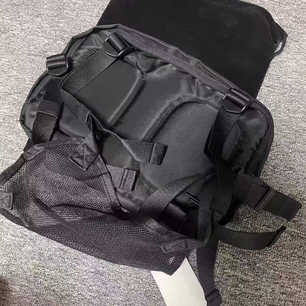 1017 ALYX 9SM ボディバッグ ブラック ALYX アリクス ショルダーバッグ