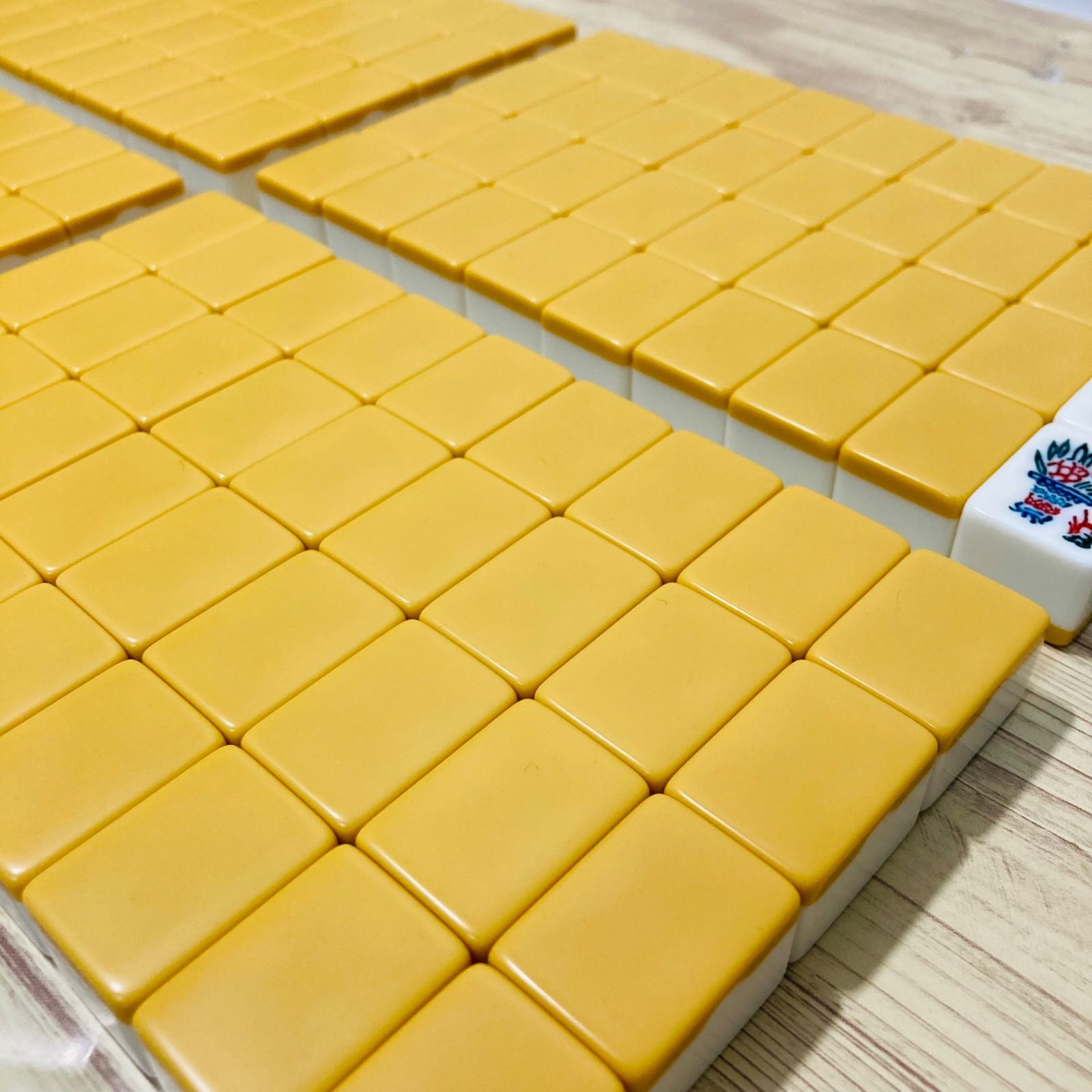 スピード配送】全自動麻雀卓用麻雀牌 かきぬま製 - メルカリ