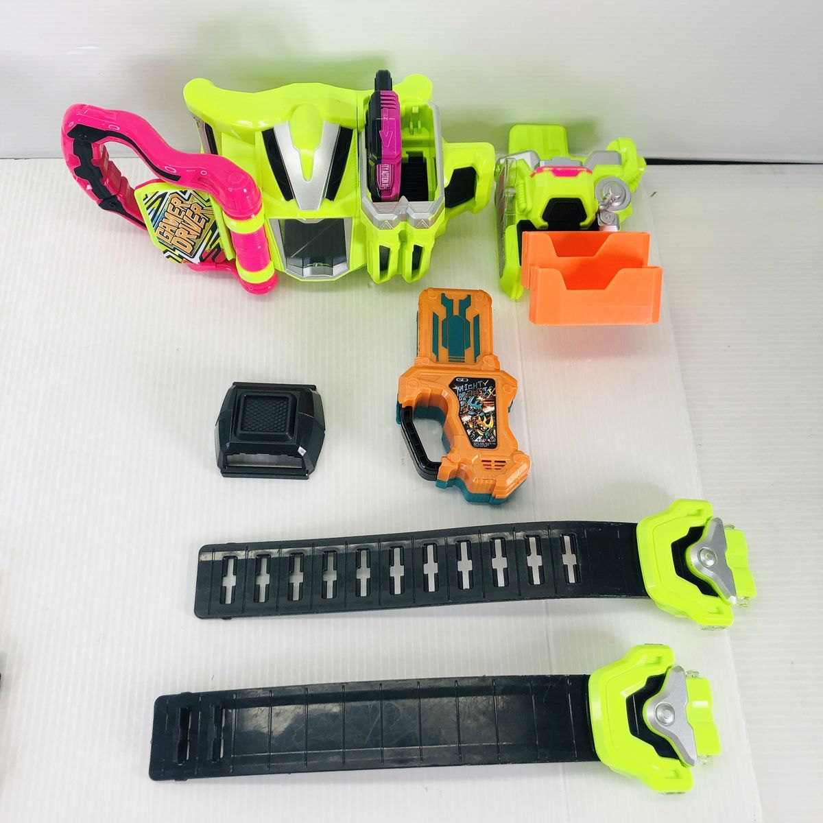 仮面ライダーエグゼイド DXゲーマドライバー ガシャット まとめ