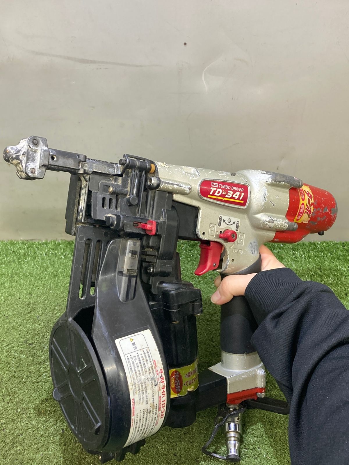 品】【0921】☆MAX(マックス) 41㎜常圧ねじ打ち機 ターボドライバ TD 