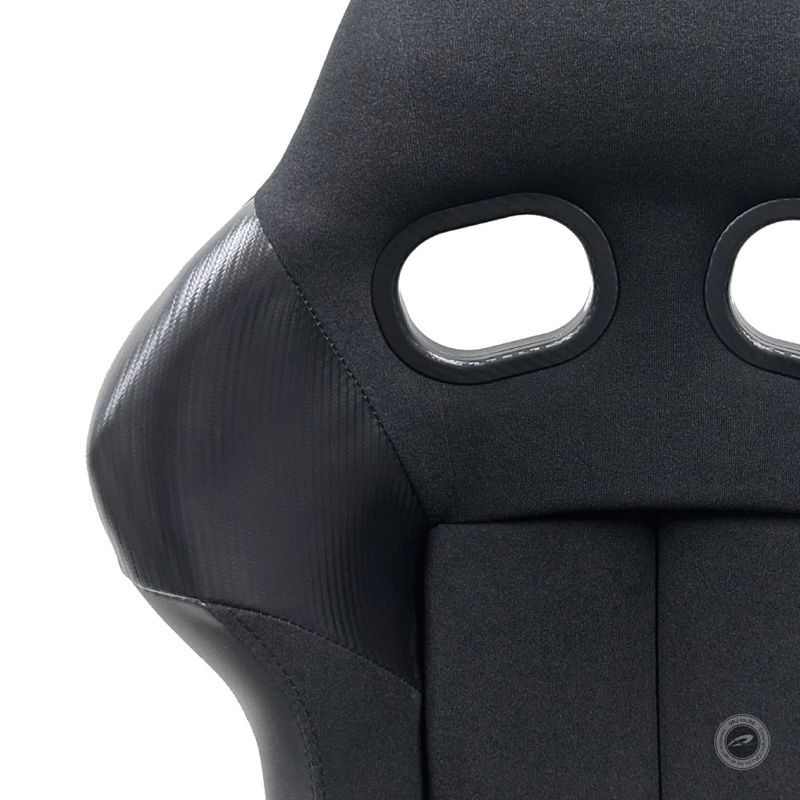 レーシングシミュレーターにも