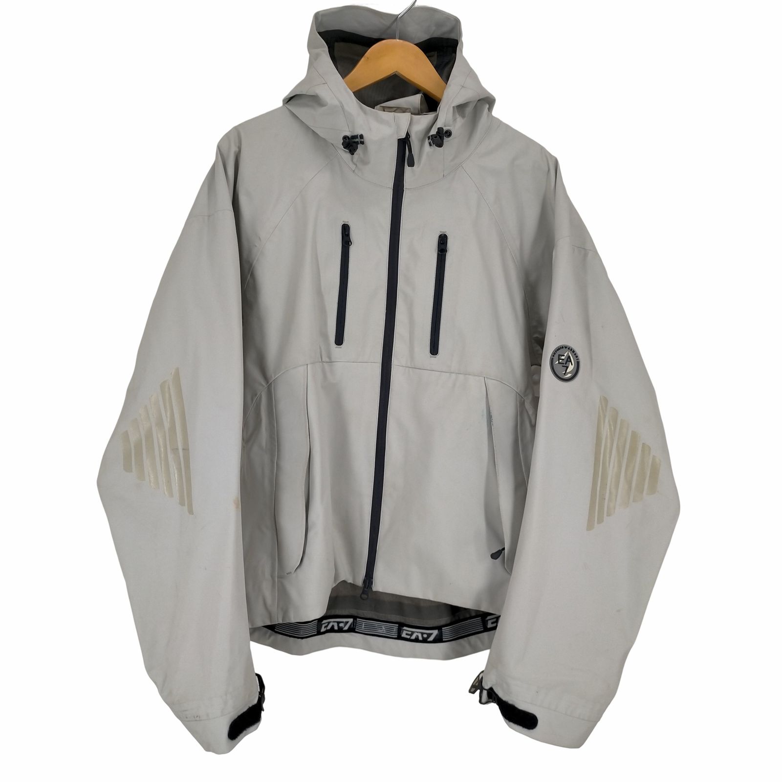エンポリオアルマーニイーエーセブン EMPORIO ARMANI EA7 ルーマニア製 