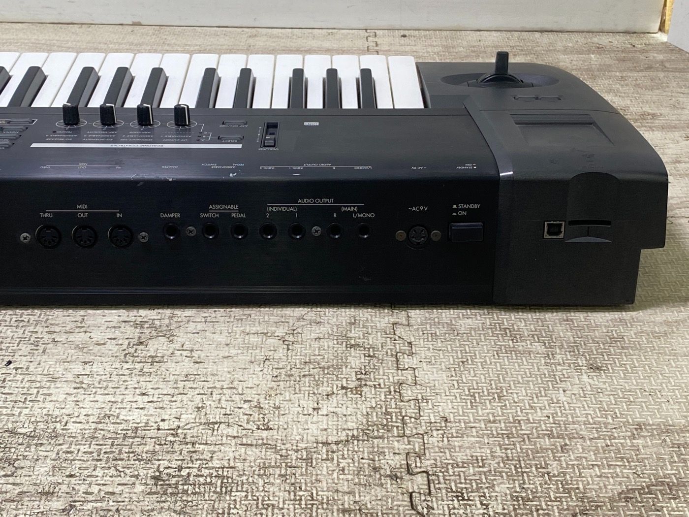 KORG TR76 デジタルシンセサイザー ワークステーション Amazon | KORG シンセサイザー ワークステーション KROSS 2 61