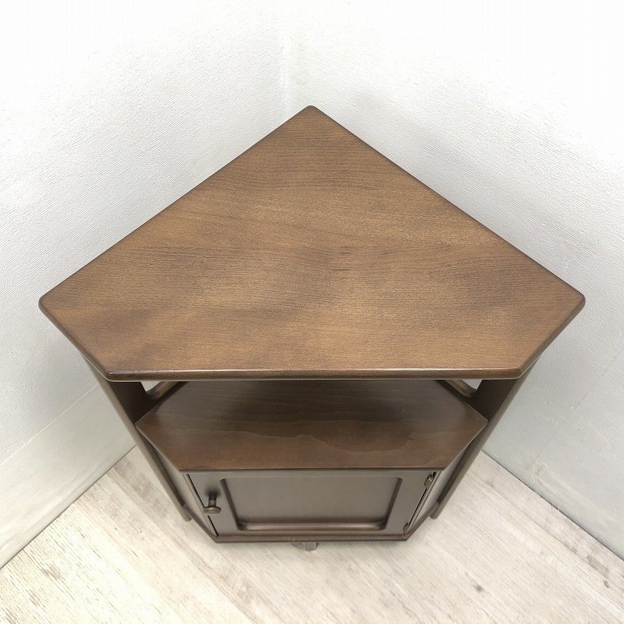 木製コーナーキャビネット