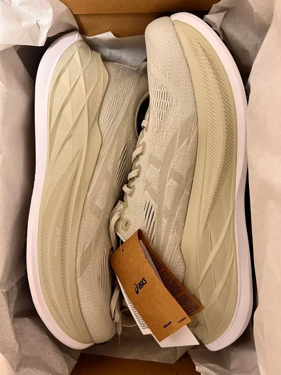 Asics アシックス スーパーブラスト 2 280mm
