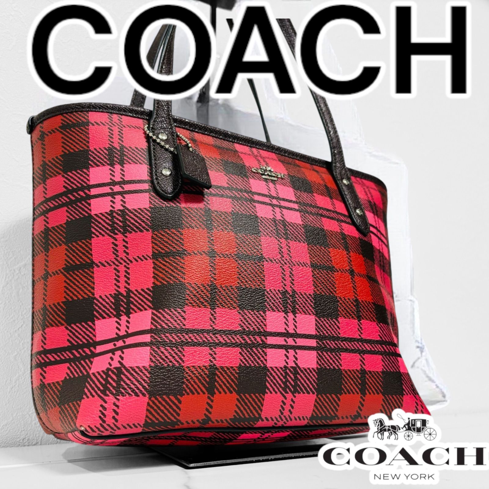 coach コーチ　レッド ロゴパターン バッグ Coach 赤 ハンドバッグ ロゴパターン（COACH ロゴパターン