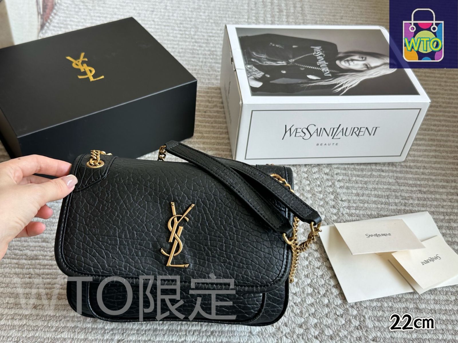 今日特価】YSL Bubble Leather Niki Messenger Bag ワイエスエル