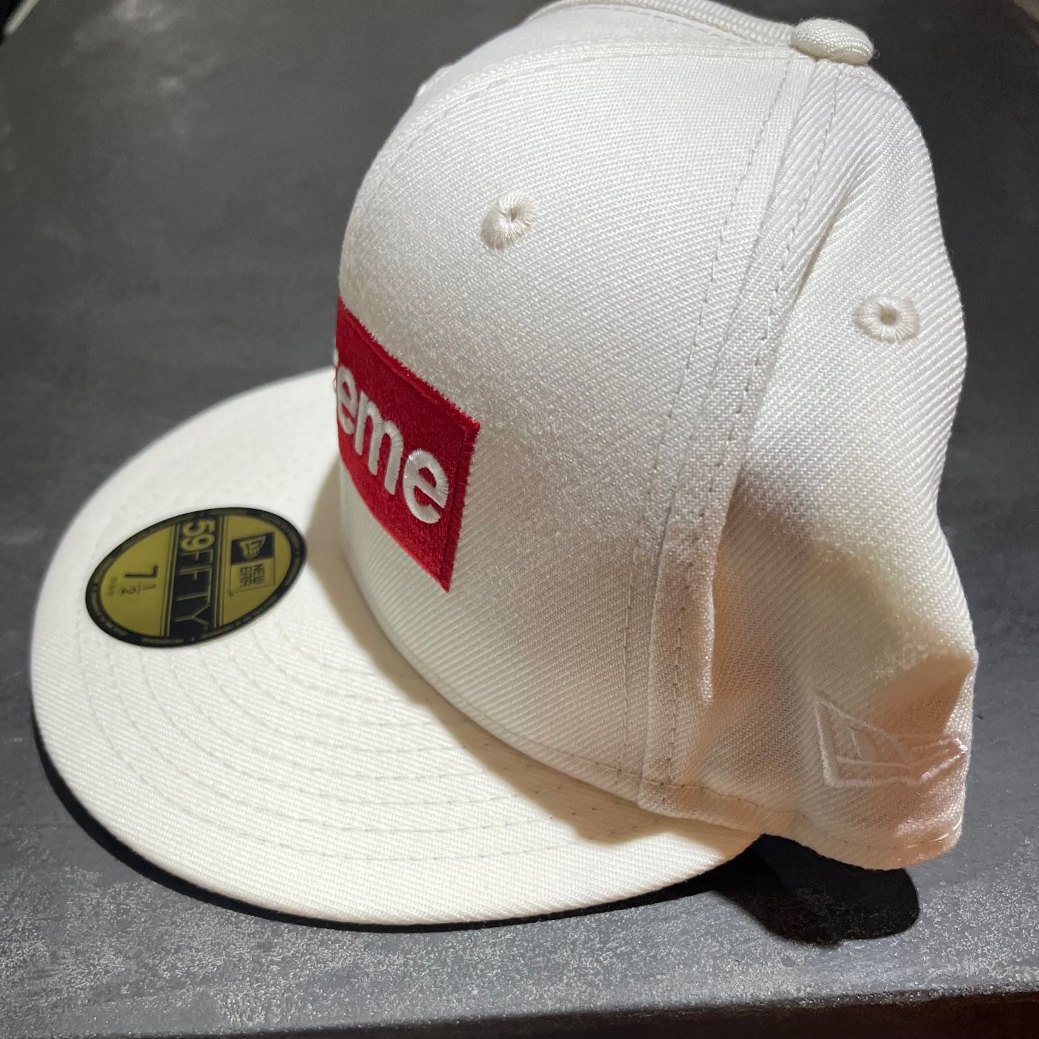 国内正規 SUPREME world famous Box Logo New Era Cap ワールド 