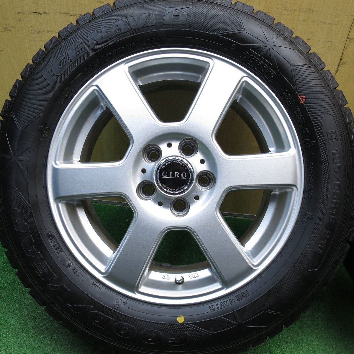 195/65R15 グッドイヤーアイスナビ6 2019年製 送料無料] バリ溝