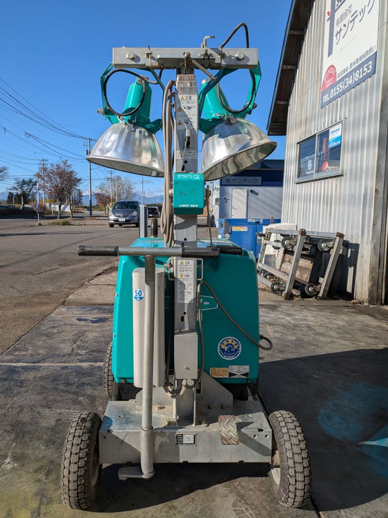 二等式投光器(YDG200SS-5E)＋アワメーター - メルカリ