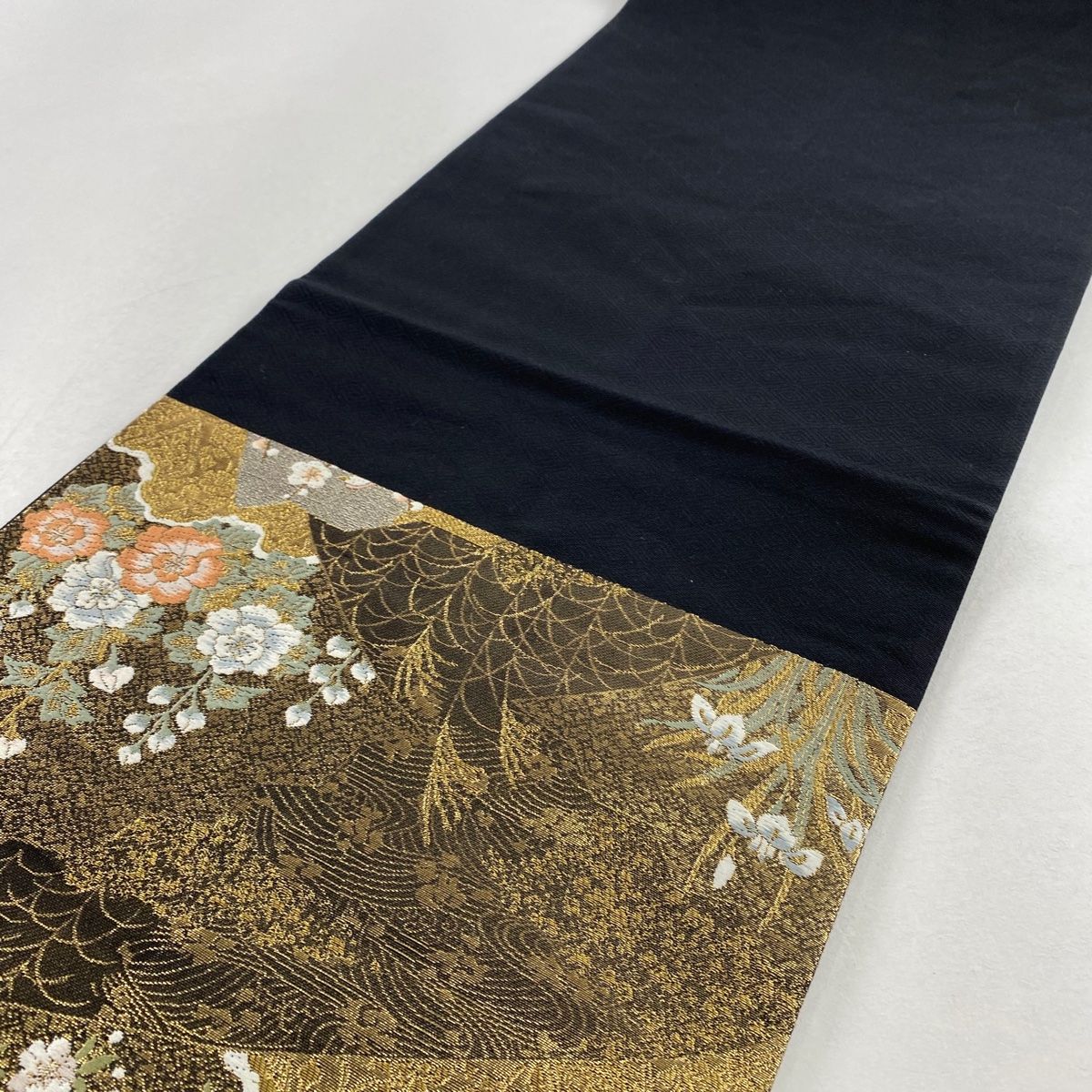 袋帯 美品 秀品 牡丹 秋草 金糸 箔 金色 六通 正絹 【中古】 - メルカリ