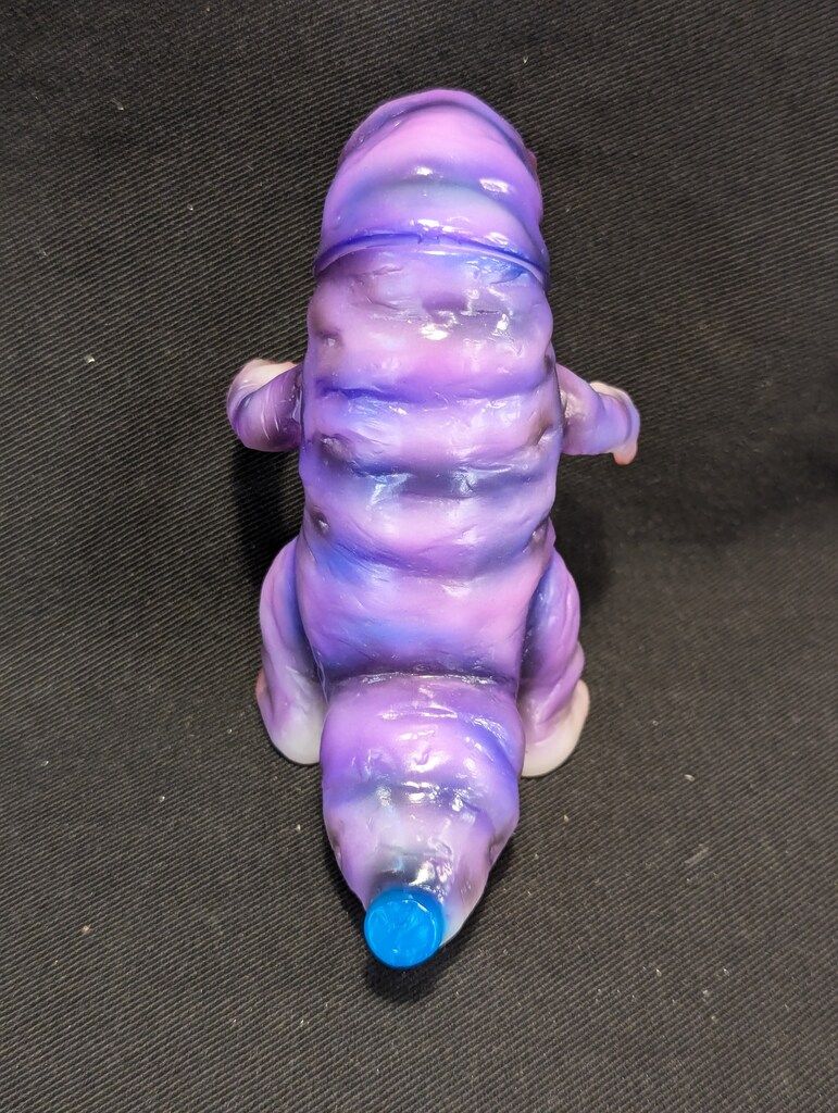 One up. ご当地怪獣 イモラス かっこわらい雑貨店 彩色 ソフビ 約13cm