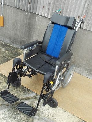 一部地域を除く ミキ ティルト-リクライニング車椅子 TRシリーズ TRC-2 TS-25-0929-06