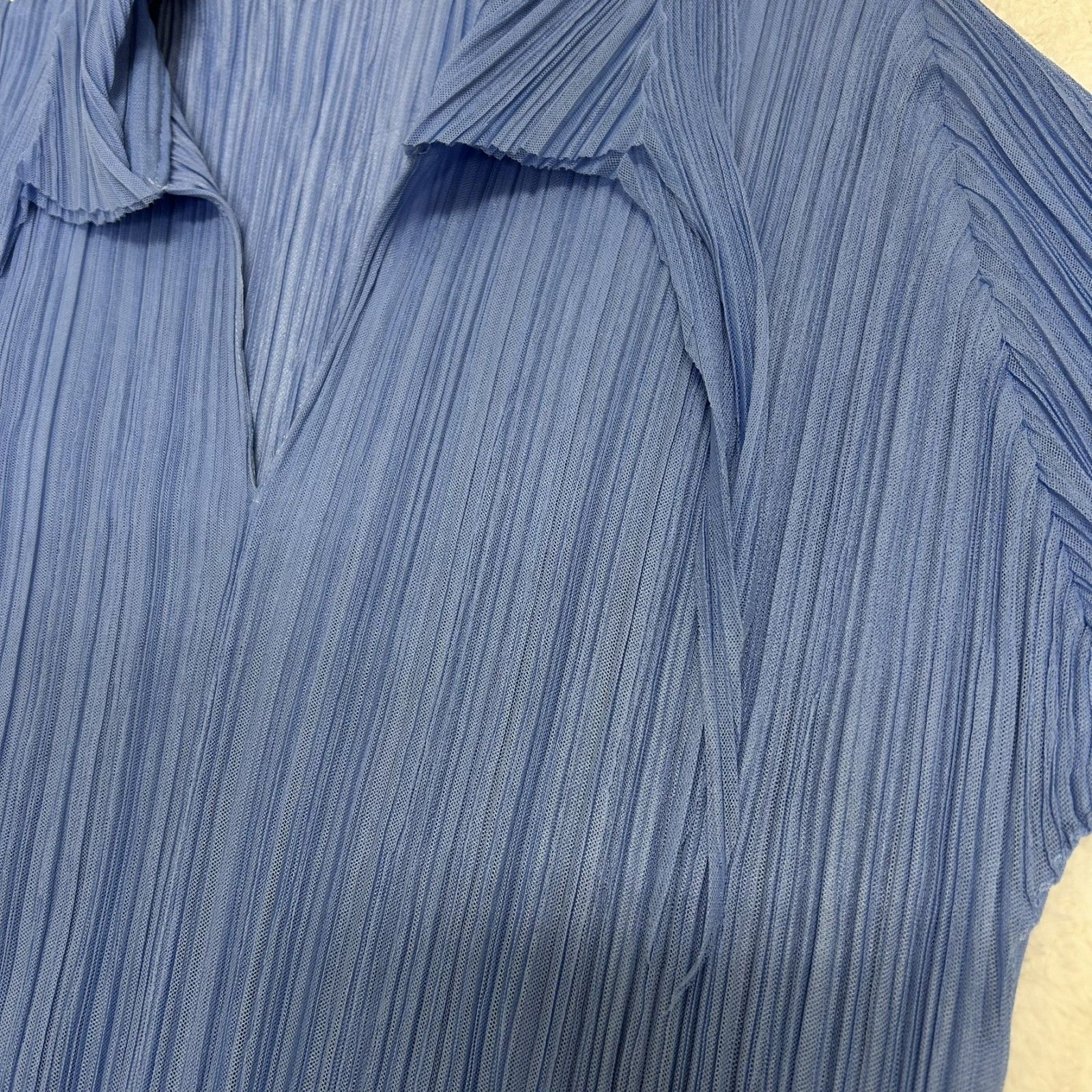 プリーツプリーズ PLEATS PLEASE 美品　ブルー　半袖カットソー　3 PLEATS PLEASE issey miyake】プリーツプリーズイッセイミヤケ