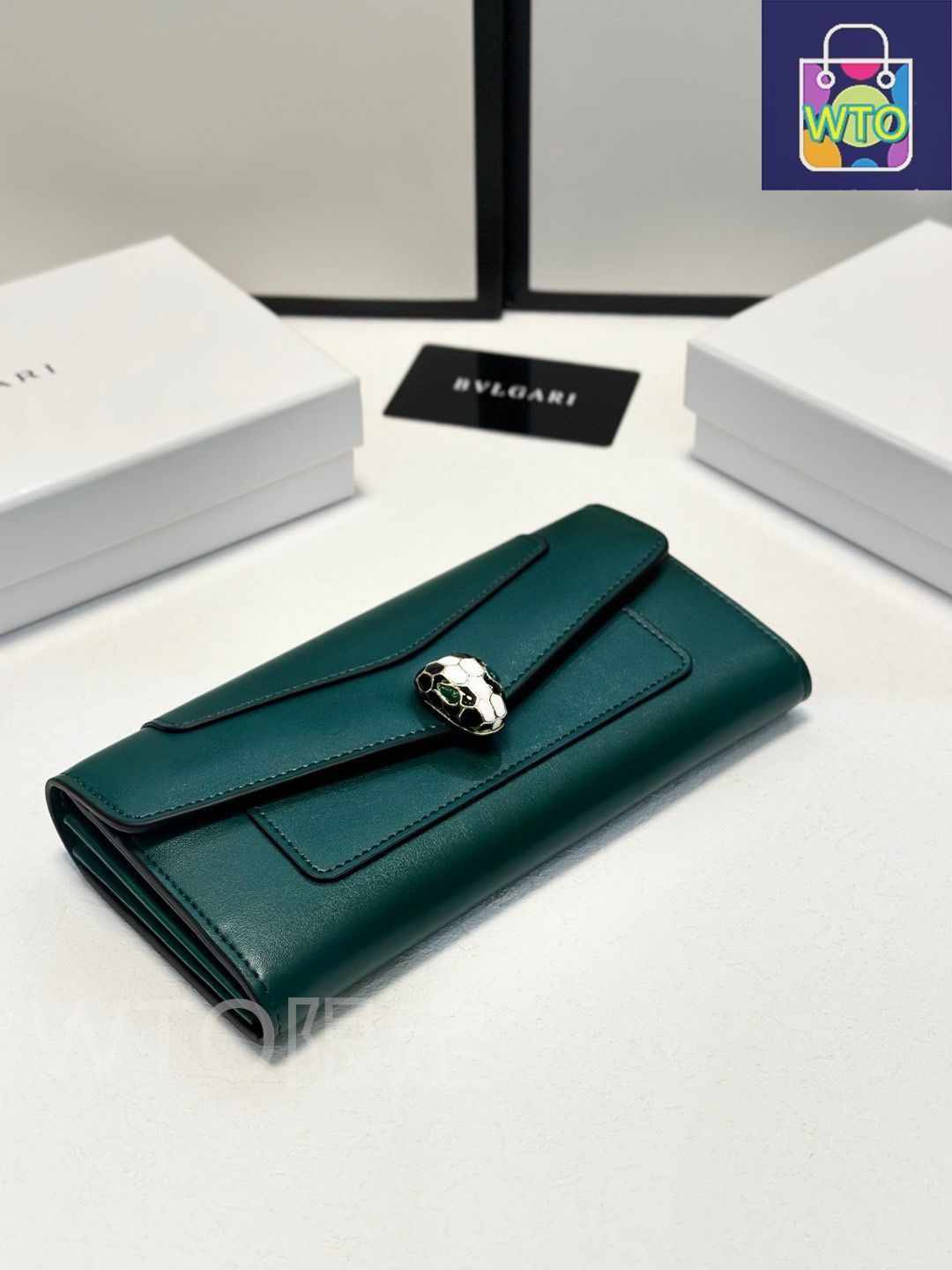 今日特価】BVLGARI レディースウォレット, ブラック/グリーン