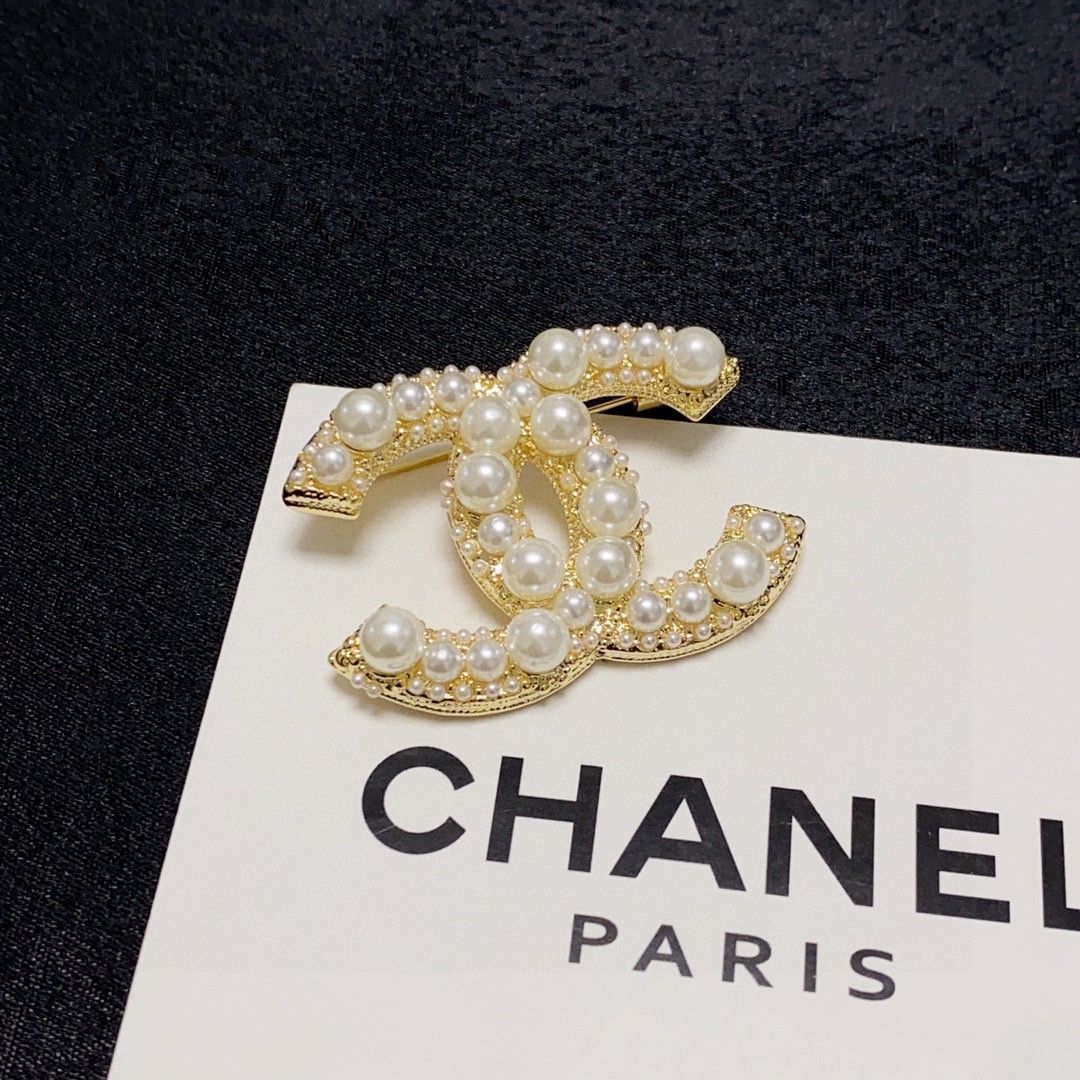 今日特価】CHANEL 新作 パールブローチ（ブランド直送同期入荷