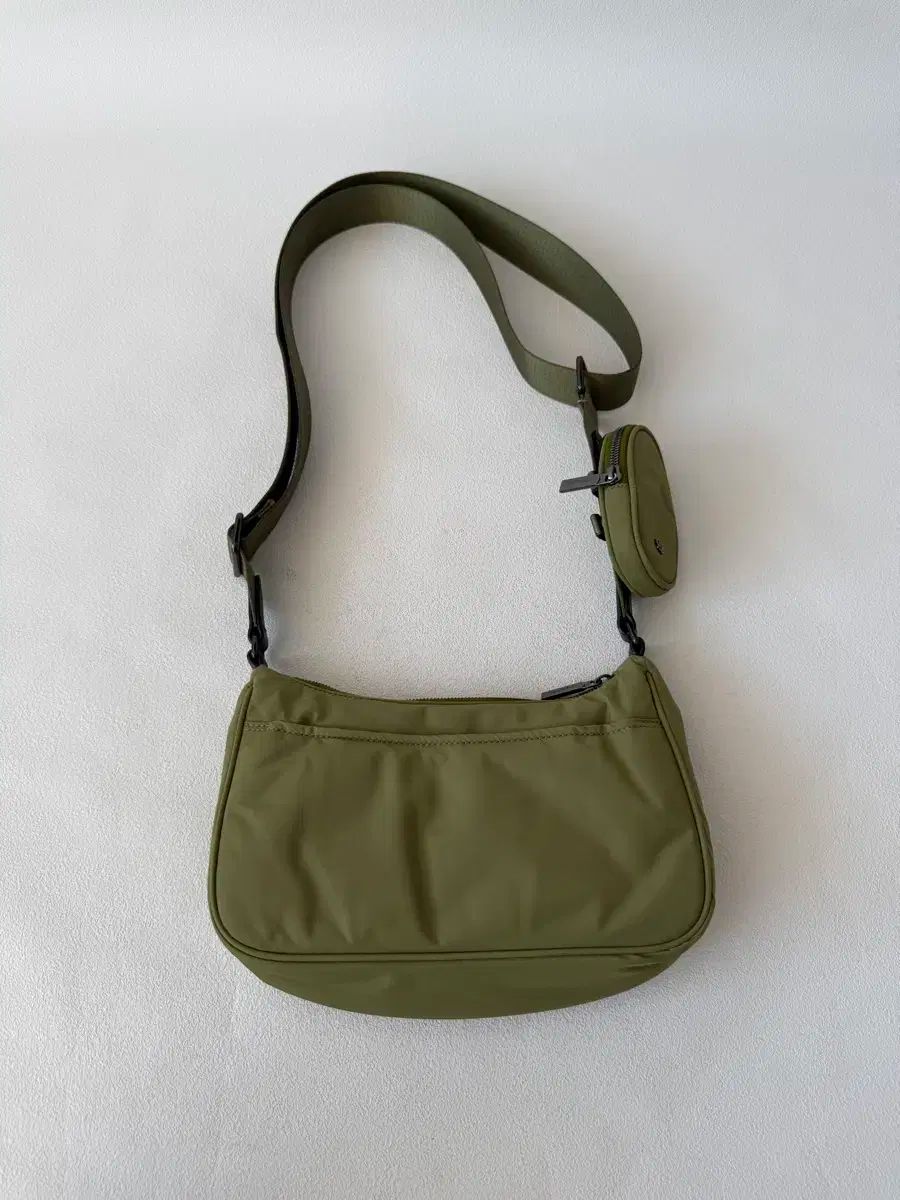 Lululemon クロスバック