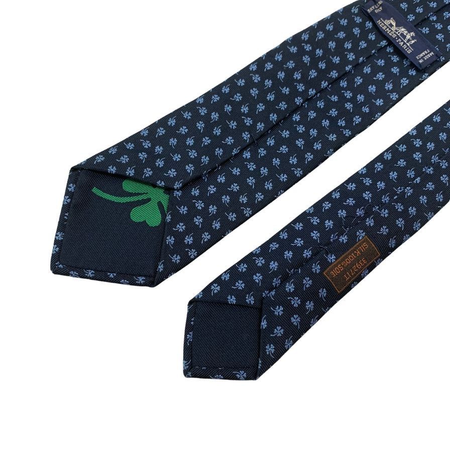HERMES エルメス クローバー柄 シルクネクタイ ネイビー エルメス ネクタイ 総柄 クローバー柄 ネイビー系 メンズ シルク【AFI7