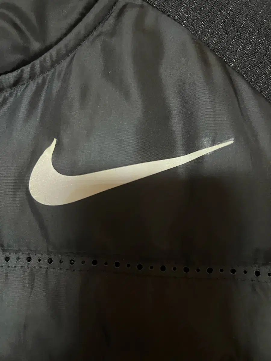 2025年新作アイテム登場。 ナイキ エアロロフト ゴルフ 배정남 ジャケット XL ビジュアルのある