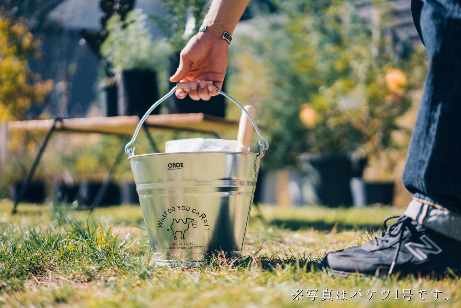 尾上製作所(ONOE) バケツ 20個入り 10号 15L 使いやすいつり手 底が広く安定性・耐久性あり 衝撃や寒さに強い亜鉛鉄板 底は特殊 ２０個入り バケツ１０号 \u2013 株式会社尾上製作所