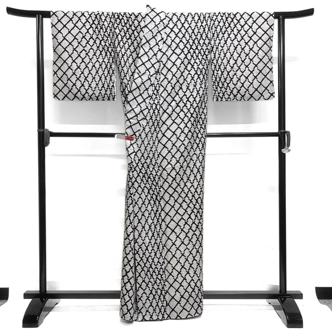 きぬたや 小紋 総絞り 菱 モノトーン 白黒 鹿の子 お洒落 着物 124a d