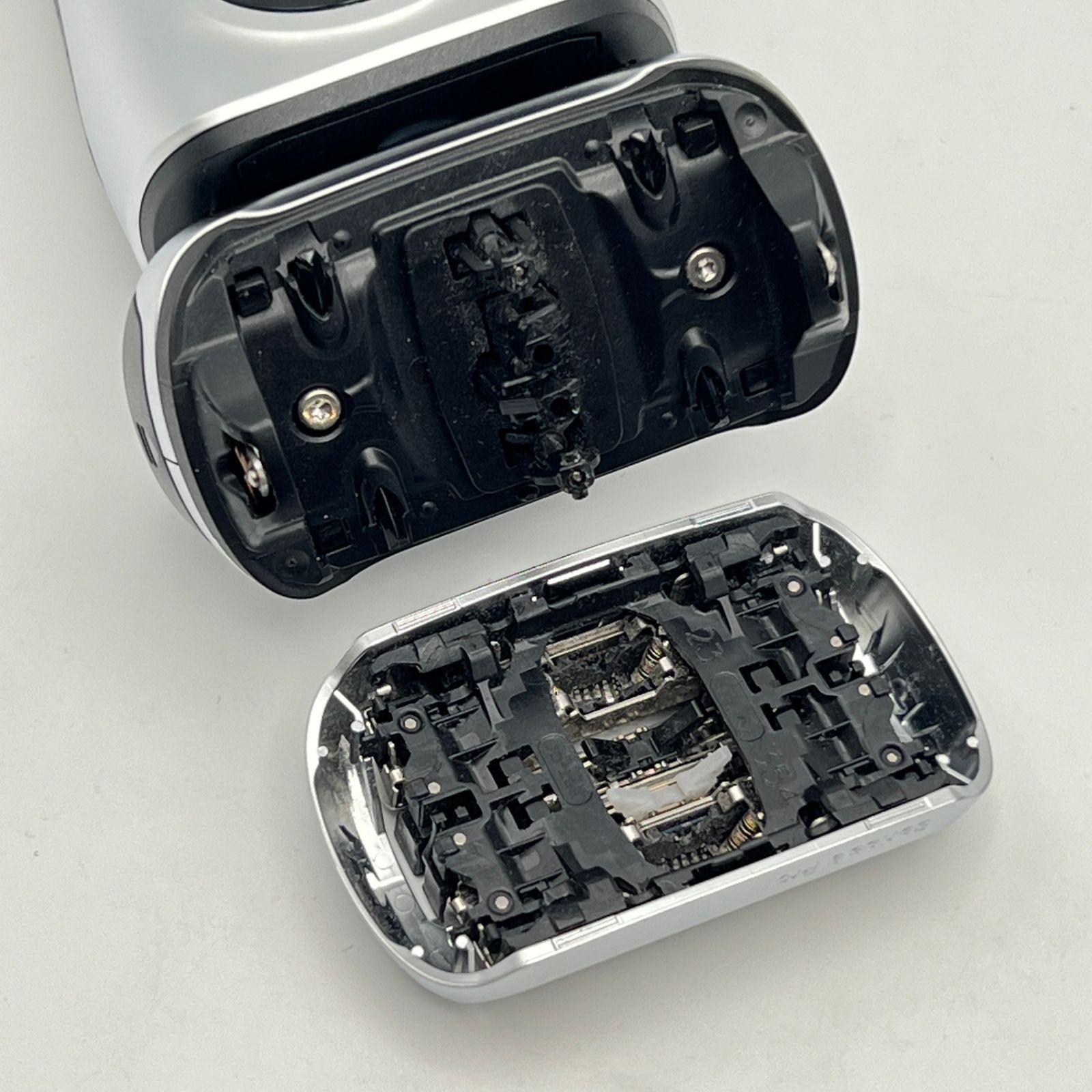 美品】ブラウン シリーズ9 Pro+ 9567cc-V マットシルバー 4枚刃 