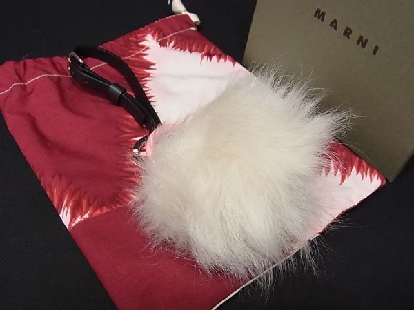 □新品同様□ MARNI マルニ ファー キーホルダー キーリング バッグ