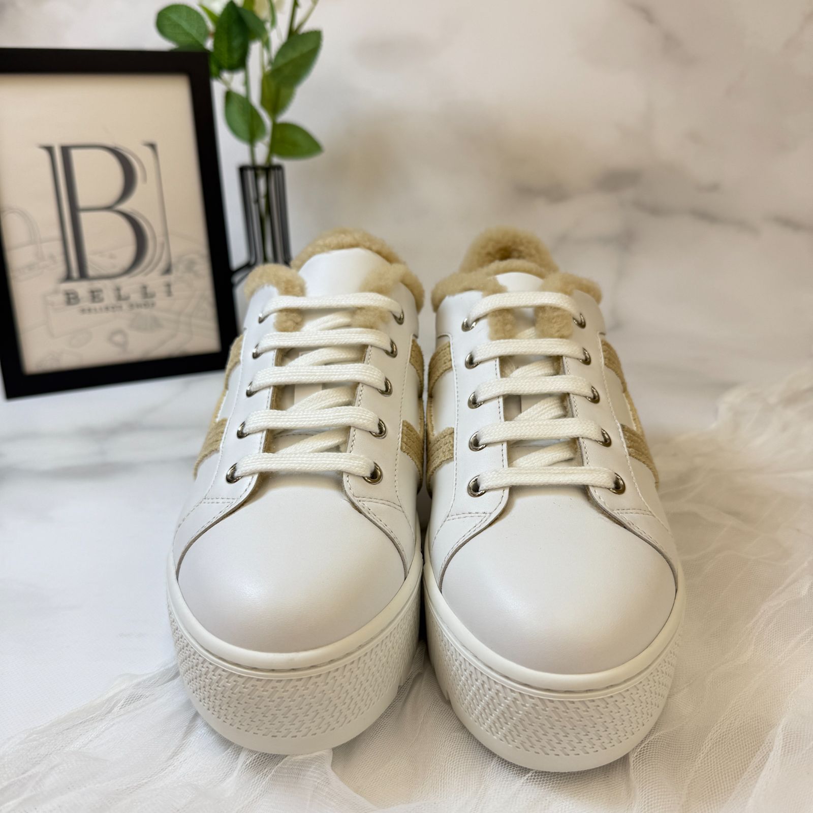 鑑定済み ♥ エルメス デア 38 24.5cm程度 ホワイト エクリュ カーフ シープスキン ボア スニーカー Hロゴ