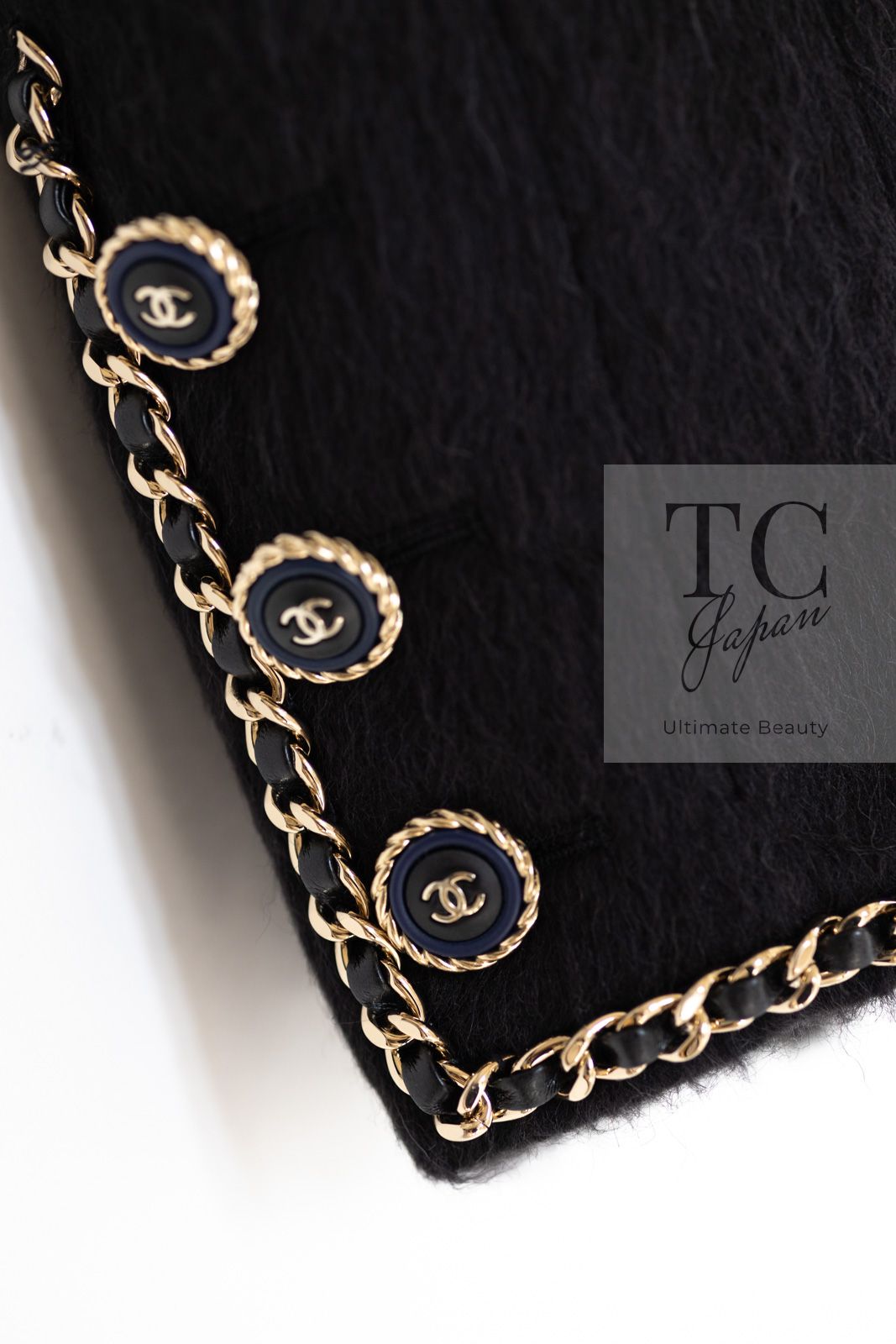 CHANEL - シャネル ジャケット CHANEL ブラック ラマ ウール チェーン トリミング カール・ラガーフェルド作品 超美品 38 40 貴重レア CHANEL - シャネル ジャケット CHANEL ブラック ラマ ウール