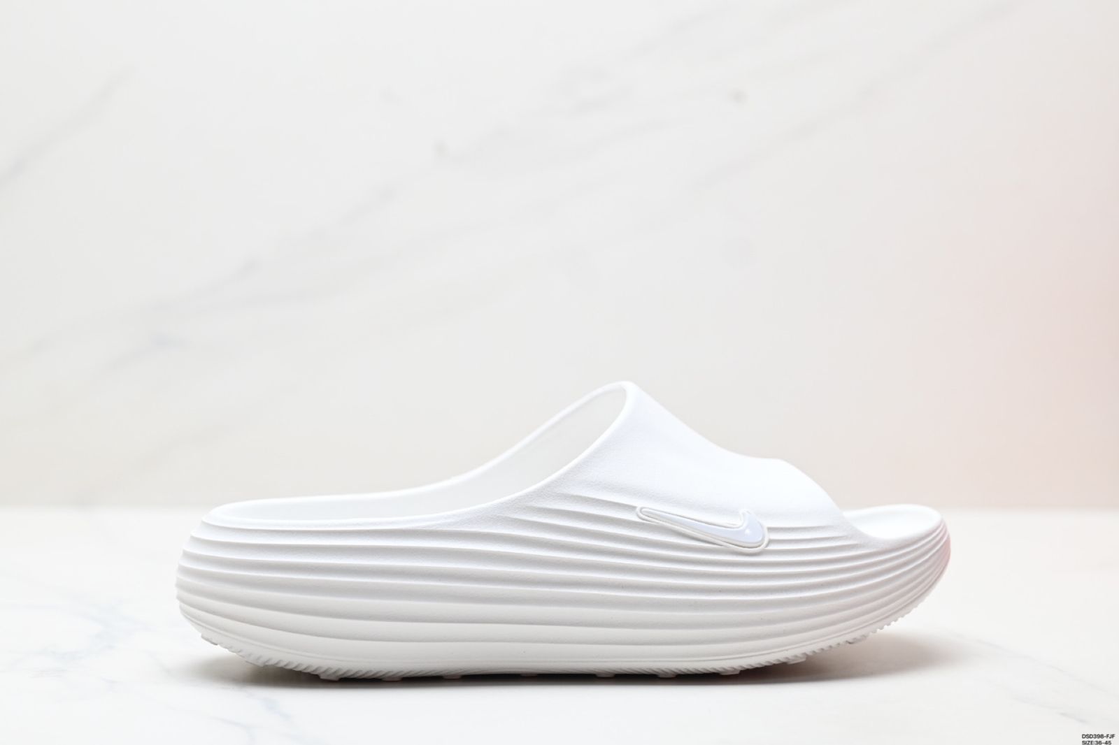 Nike ReactX REJUVEN8 Slide ナイキ シンプルで快適な ドアドアシューズ 在庫 価格 -WTO輸入2-WTO輸入