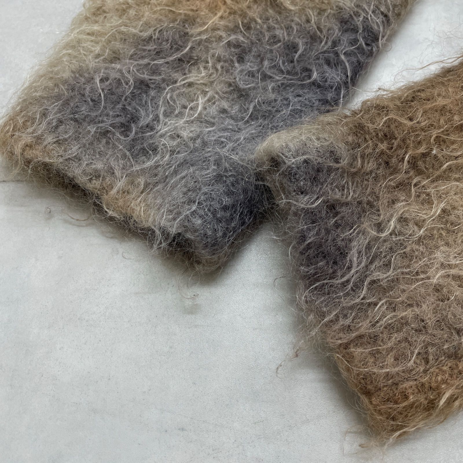 ウール ブラウン