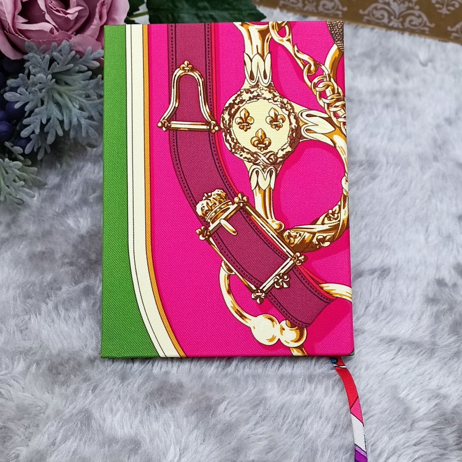 新品未使用 HERMES PARIS エルメス シルクノート カヴァルカドゥール HERMES 》 ☆未使用☆ エルメス ノート カヴァルカドゥール