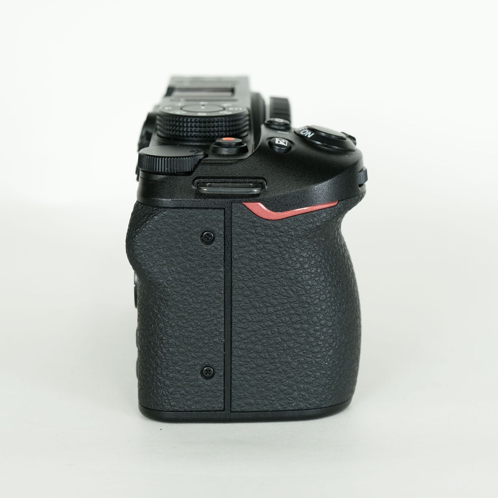 美品　Nikon Z30 Zマウント ボディ ニコン Z 30 ボディ ミラーレス一眼カメラ Z30 1個 Nikon(ニコン
