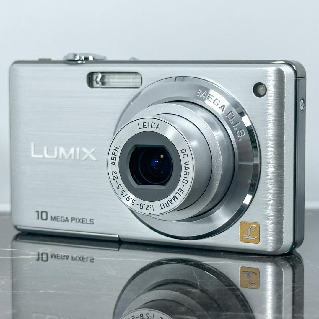 外観美品】Panasonic LUMIX DMC-FS7 シルバー パナソニック