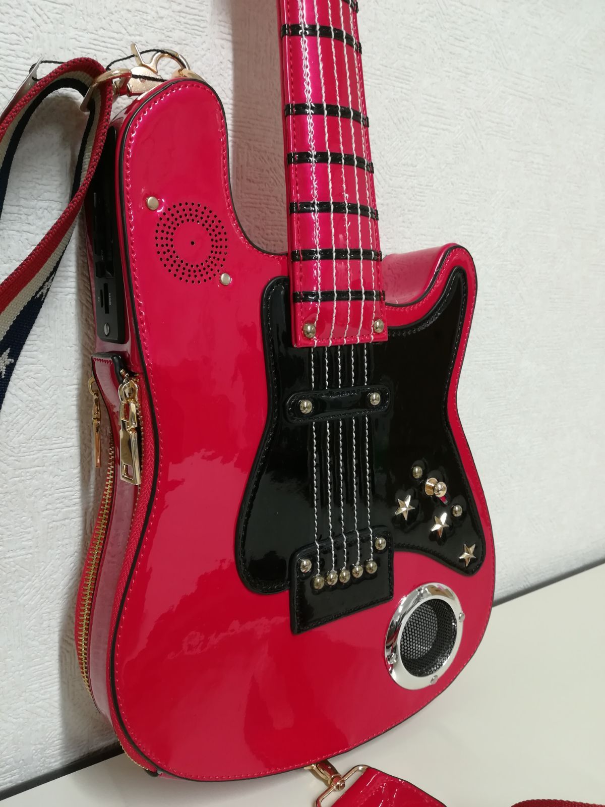 【未開封新品】 GLAY Amex 非売品 ギター型ショルダーバッグ GLAY×AMEX ジャーニーマン ギター型ショルダーバッグ - メルカリ