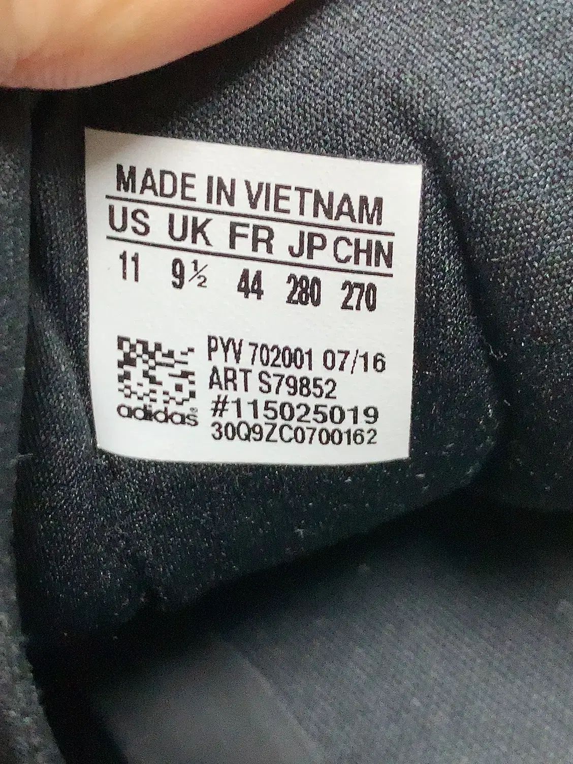 白