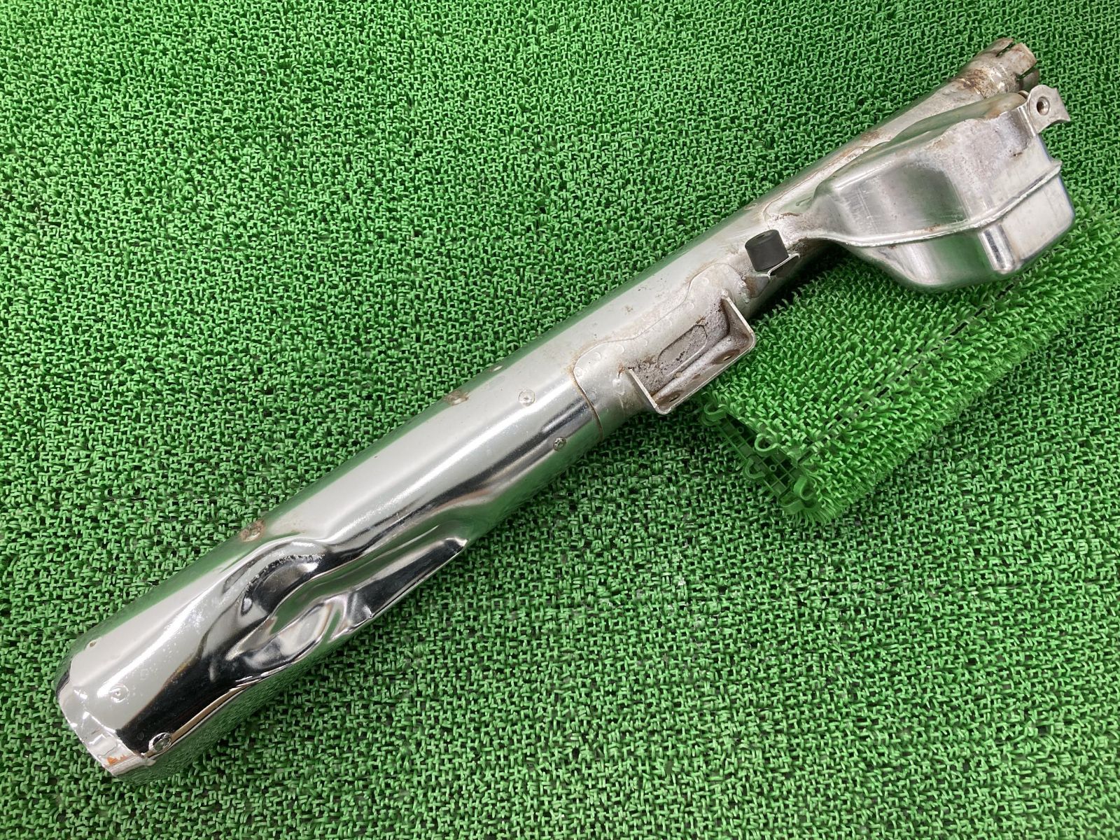 SR500 サイレンサーマフラー 2J2 ヤマハ 純正 中古 バイク 部品 機能的