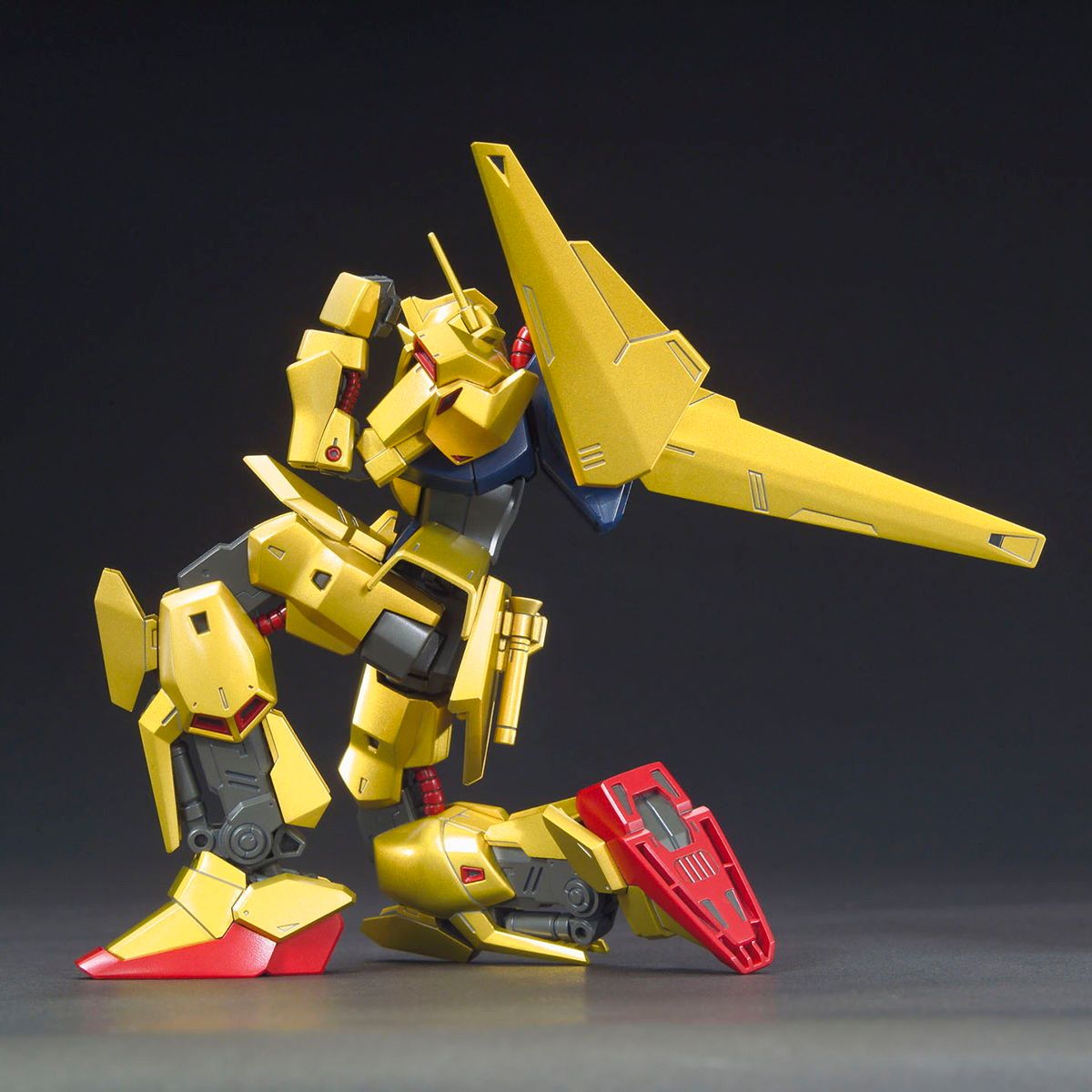 中古 BANDAI SPIRITS | バンダイスピリット プラモデル 機動戦士Zガンダム HG 1/144 MSN-00100 百式 ゴールド コーティング ガンダム ベース限定 HG 1/144 1900年製 5055501 ガンダムベース限定 【714】 Amazon | HG 1/144 ガンダムベース限定 百式 [ゴールド