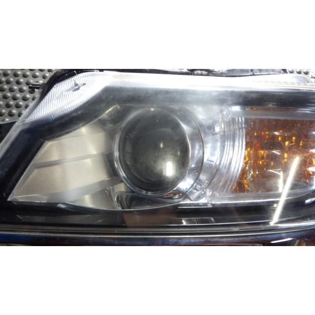 左ヘッドライト