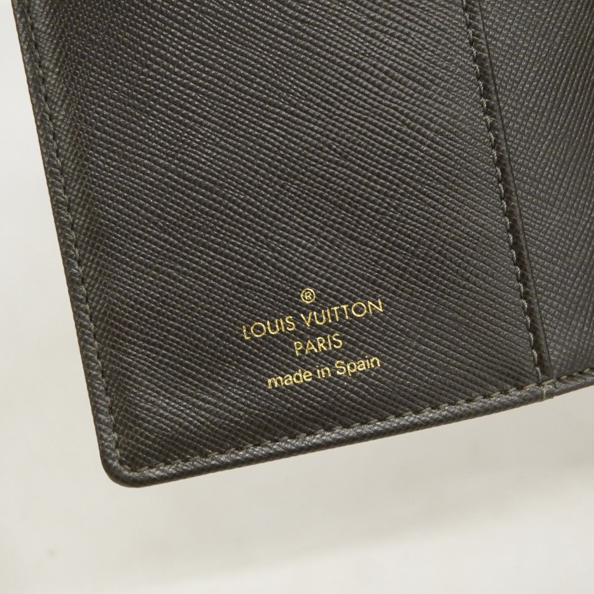 ルイヴィトン 手帳カバー