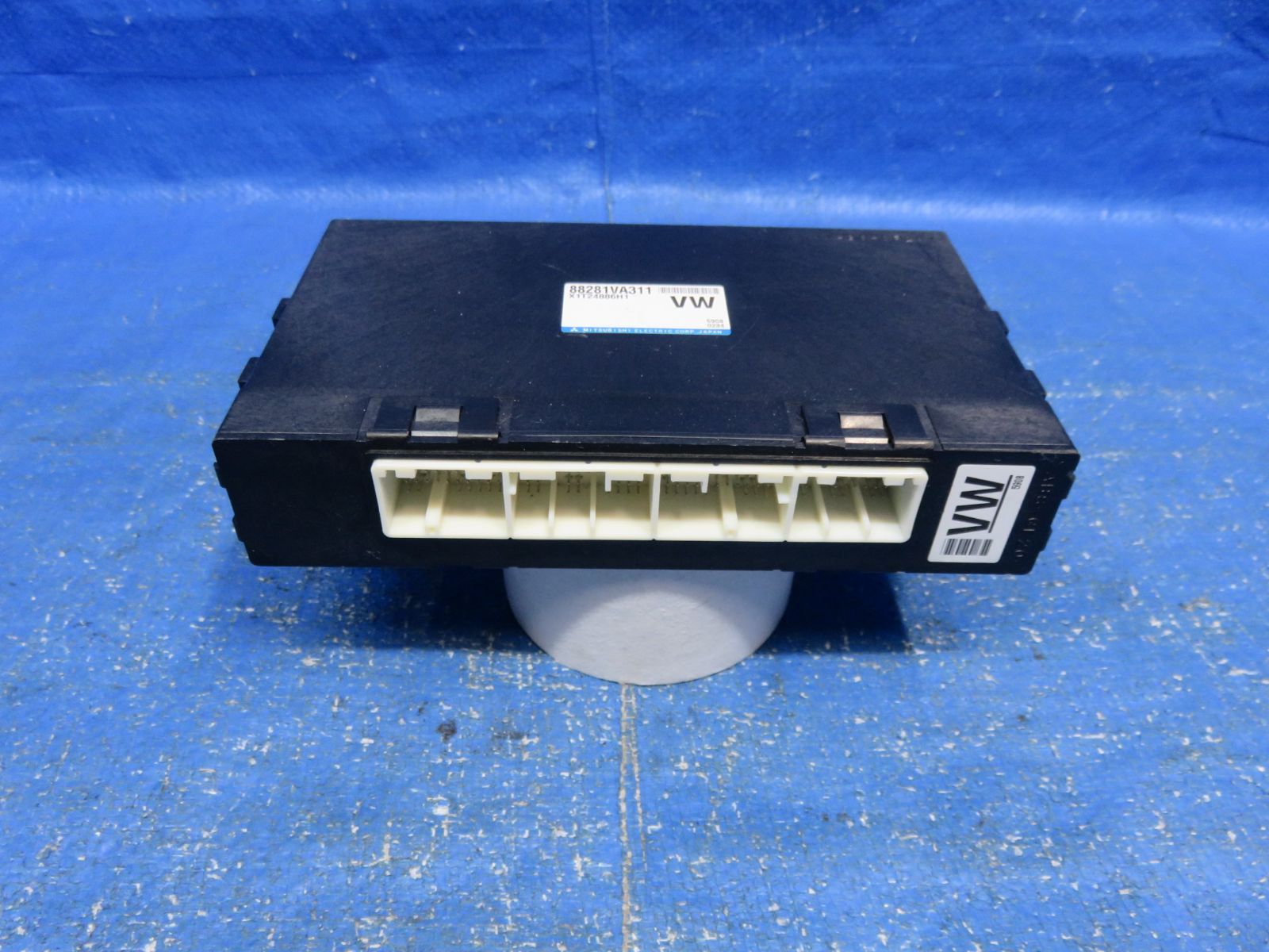 LA6855 スバル VMG レヴォーグ 前期 インテグレーテッドユニットコンピューター 純正 88281VA311 VM4