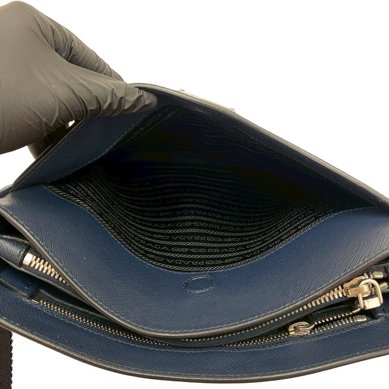 極 美品 希少品 PRADA プラダ 三角ロゴ 金具 サフィアーノ レザー 本革  