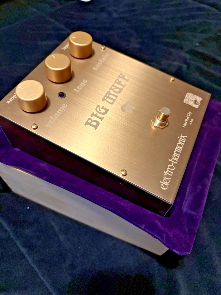 Double anniversary GOLD Big Muff 金 ダブルアニバーサリー ビッグマフ ラムズヘッド ファズ ram s head fuzz face proco rat