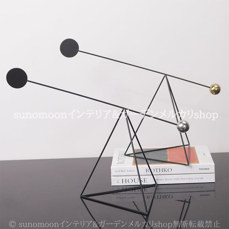 三角 オブジェ フレーム アート ピース 置物 オーナメント おしゃれ かわいい インテリア ディスプレイ 装飾品 ゴールド シルバー