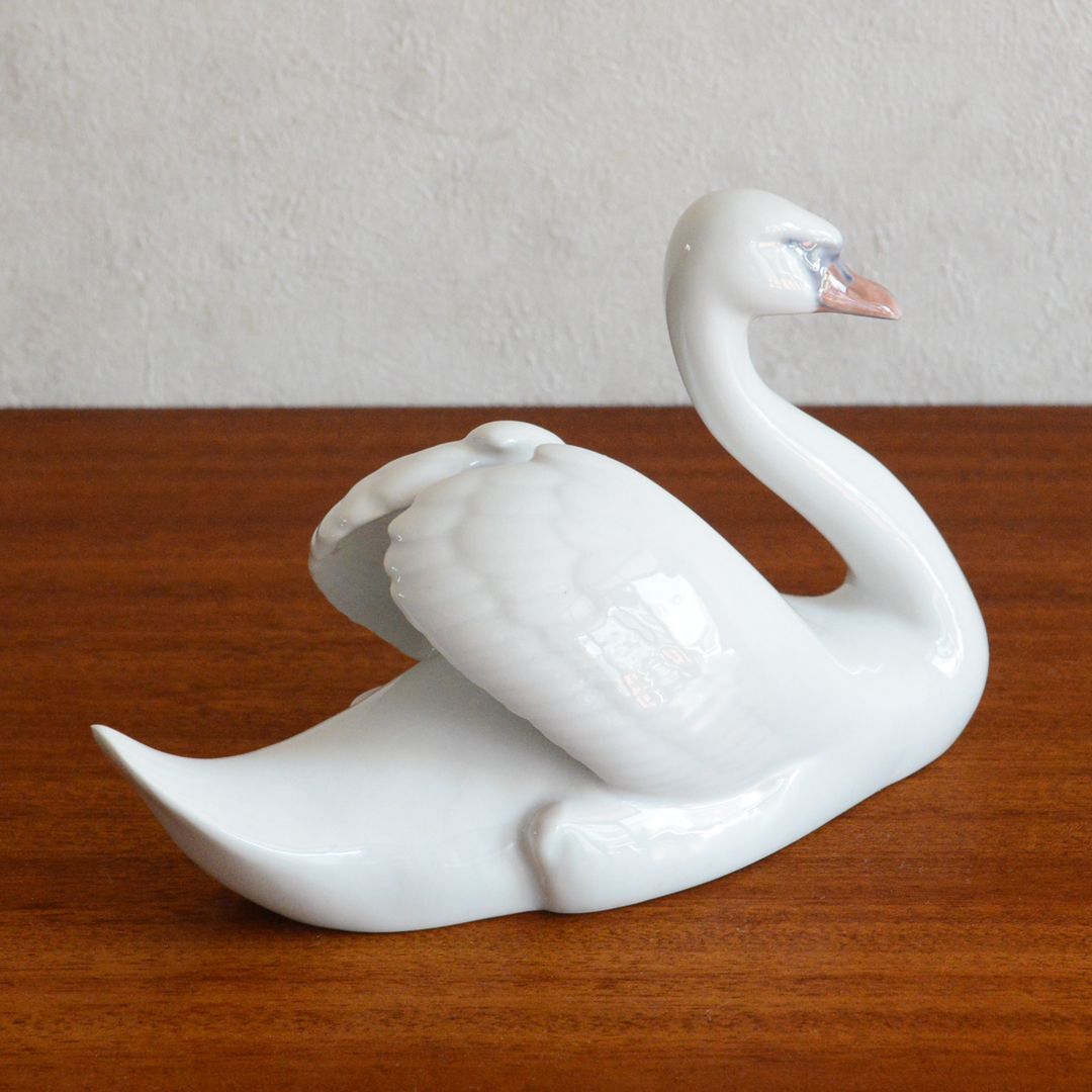 Royal Copenhagen ロイヤルコペンハーゲン フィギュリン Swan 白鳥