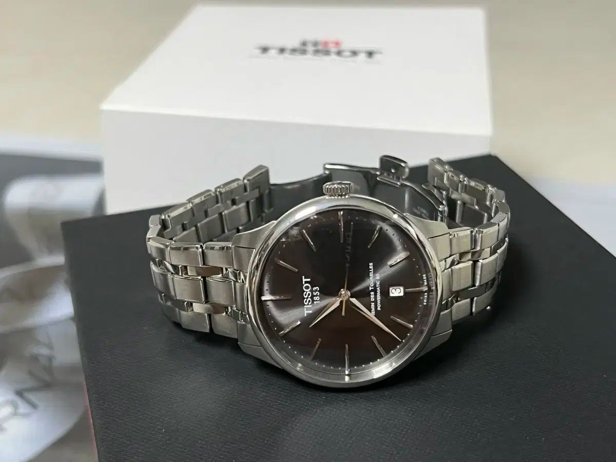 TISSOT ティソ 新モデル シュマンドトゥーレル 39 予め 付属品完備