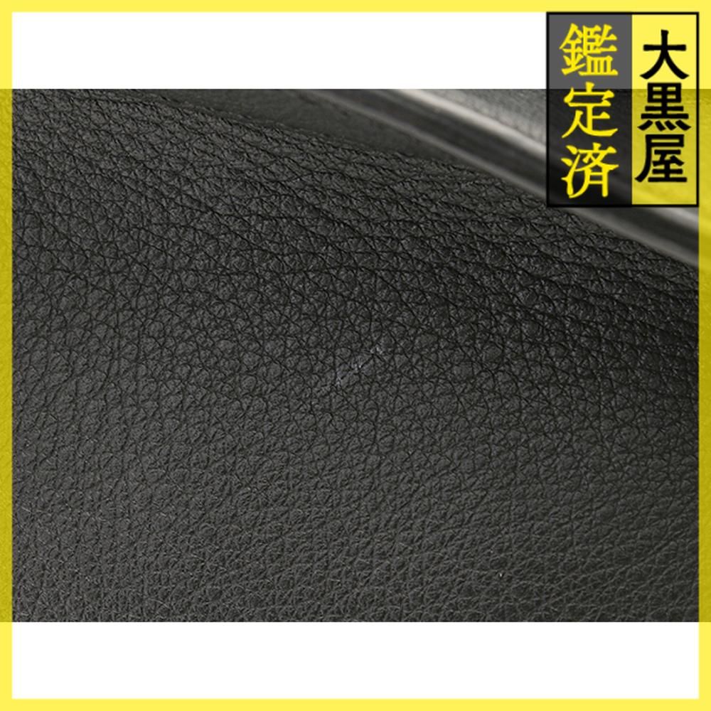 ショルダーバッグ -