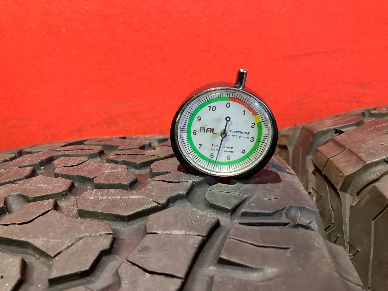 絶対にあなたの一番選択！ サマータイヤ LT265|65R17 120|117S BFGoodrich KO2 4本SET 貴重な